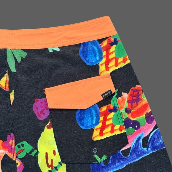 Roark Passage 17" Tahiti Treat Boardshort RB449 Black Size 33 NWT $66 MSRP - Picture 6 of 6